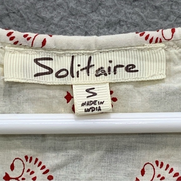 Solitaire Bohemian Preppy Embroidered Sleeveless Top Keyhole Tasseled Size S - Picture 2 of 11